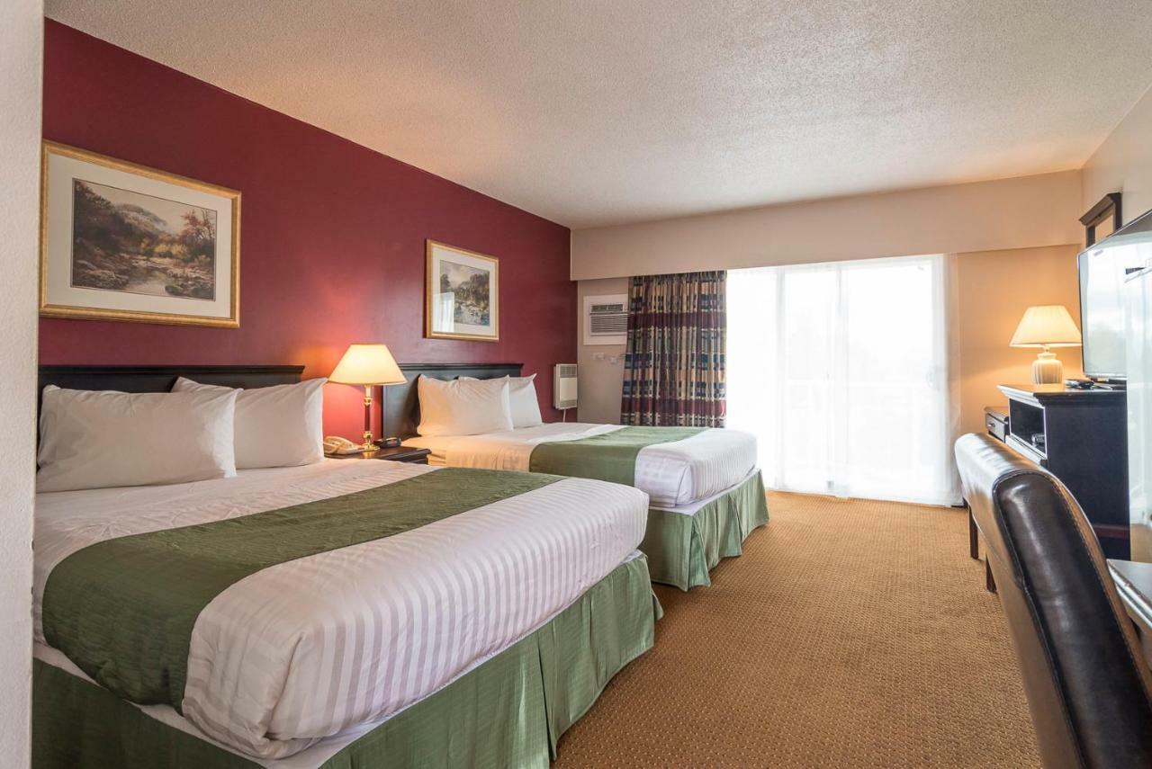 Port Augusta Inn Comox Kültér fotó