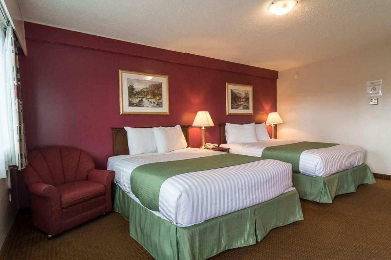 Port Augusta Inn Comox Kültér fotó