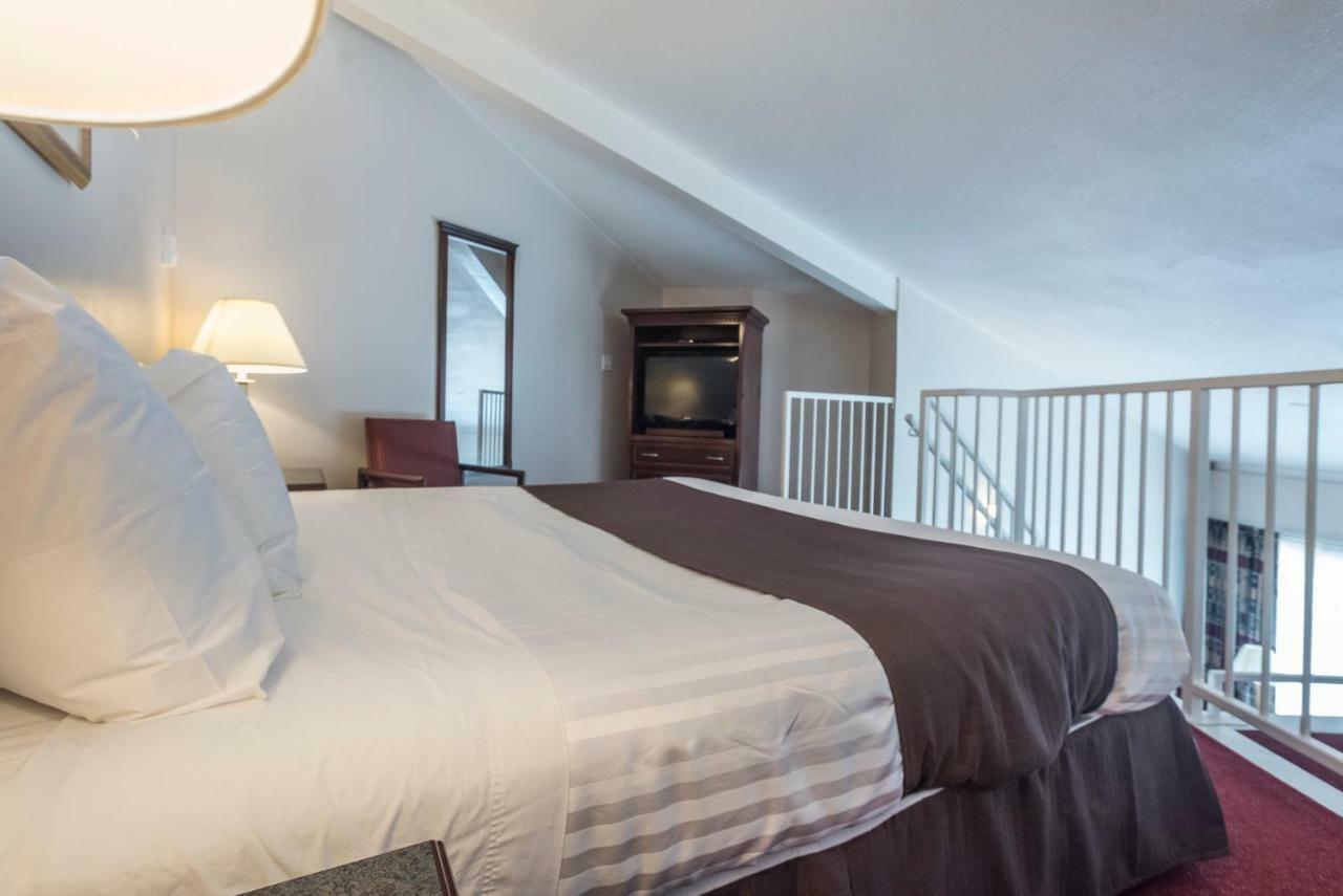 Port Augusta Inn Comox Kültér fotó